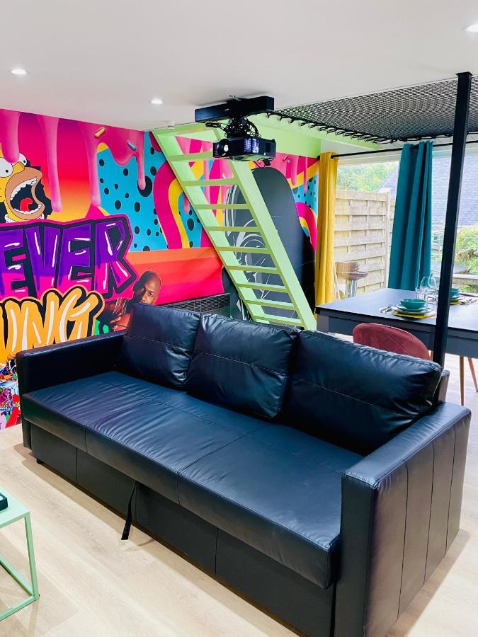 Capsule Forever Young - Jacuzzi - Sauna - Billard - Arcade De Jeux - Netflix & Home Cinema - Ping Pong Hastiere-par-dela 外观 照片